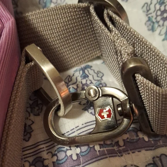 Victorinox Purple and Gray Messenger Bag/Computer Bag - Picture 3 of 12